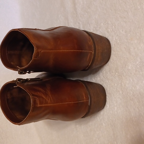 Clark's Artisan leather ankle boots women's size 9.5 - Picture 4 of 6